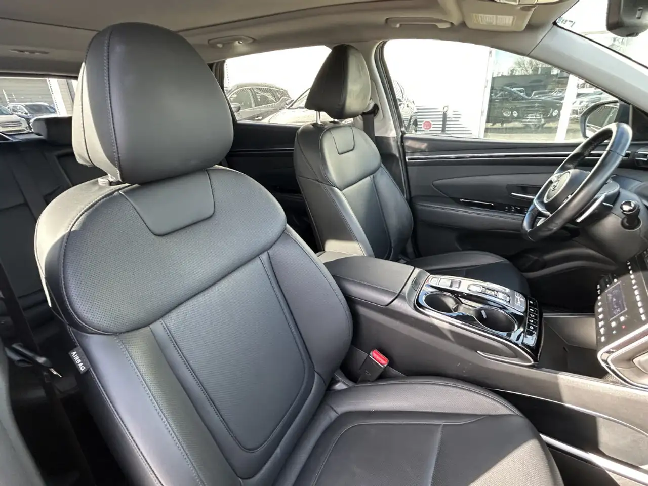 Hyundai TUCSON снимка Hyundai TUCSON