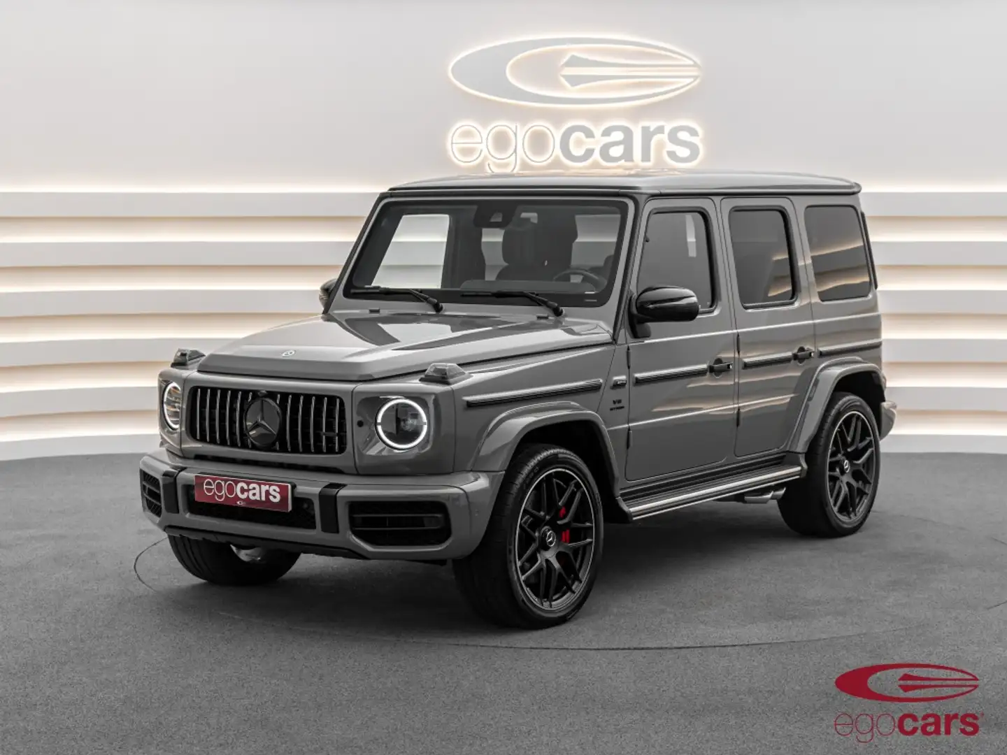 Mercedes-Benz G 63 AMG 4Matic 9G-Tronic Gris - 2