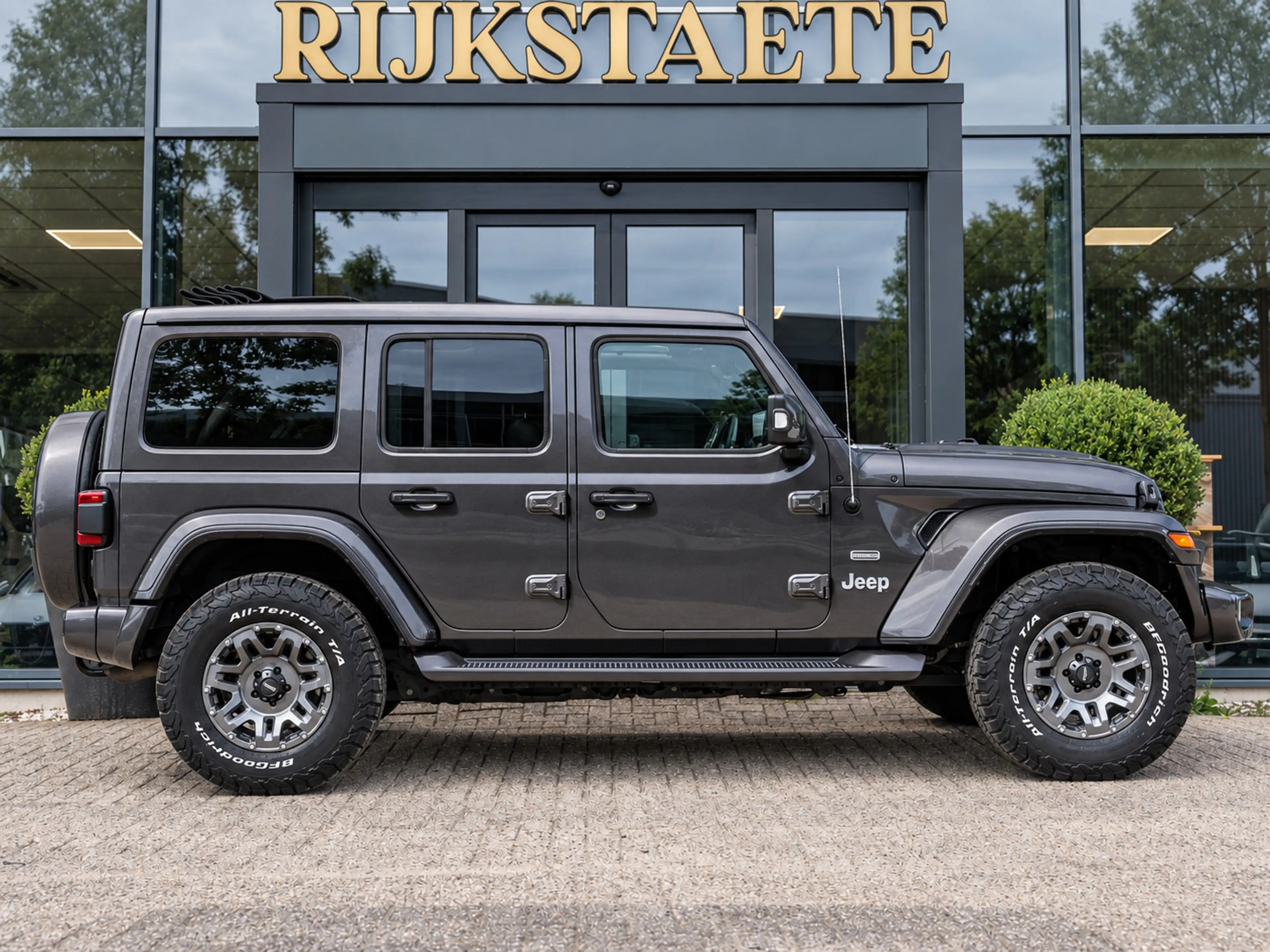 Jeep Wrangler Unlimited 4xe 380 Sahara|ONE TOUCH CABRIO — photo 4