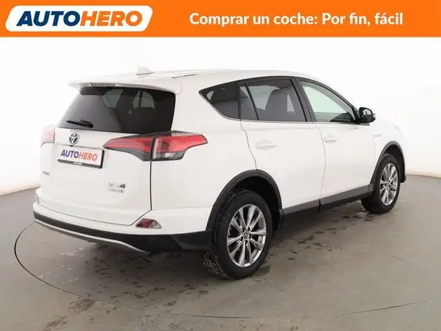 Toyota Rav4 view 6