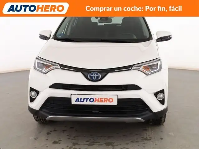 Toyota Rav4 view 9