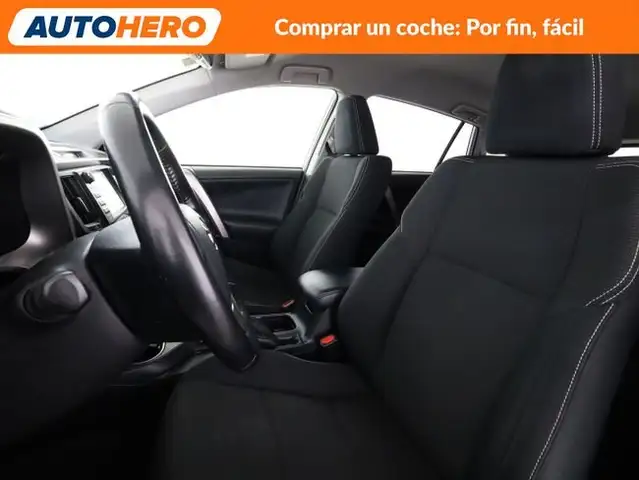 Toyota Rav4 view 11