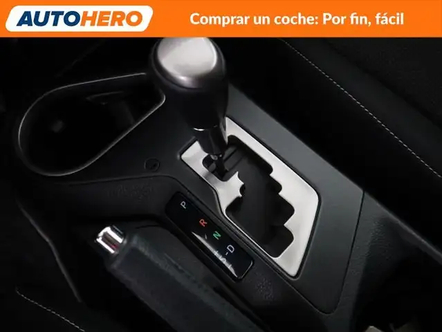 Toyota RAV4 view 27