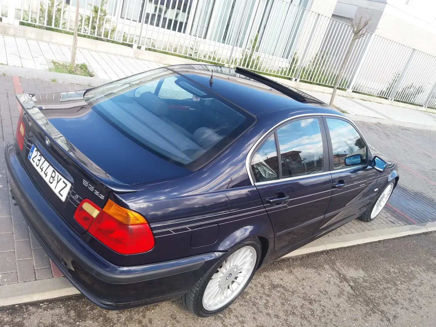 Alpina B3 Bleu - 2