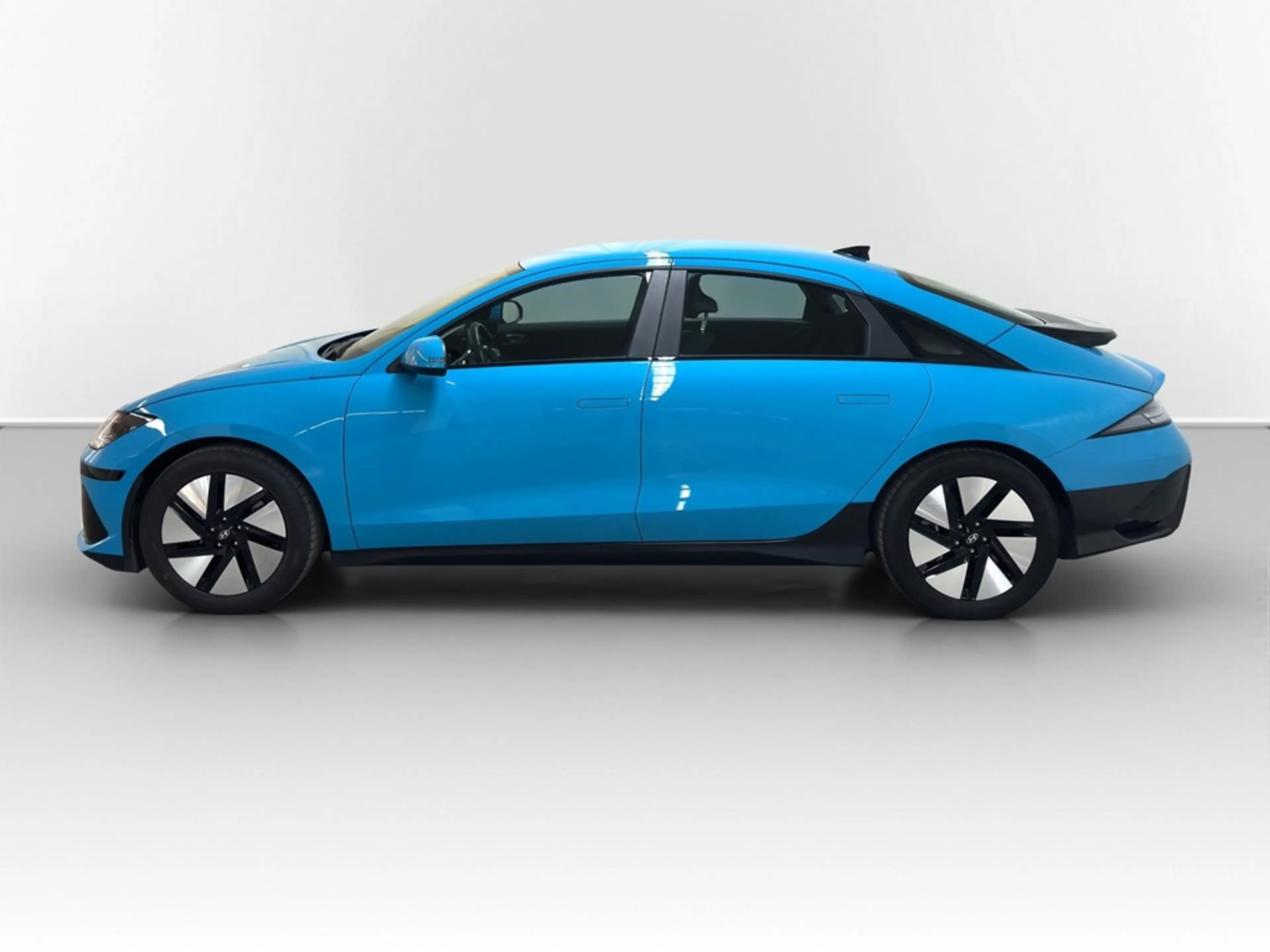 Hyundai IONIQ 6 53 kwh LED*NAV*SHZ*ACC*PDC*KAMERA*EL.HECKKL*18" — photo 10