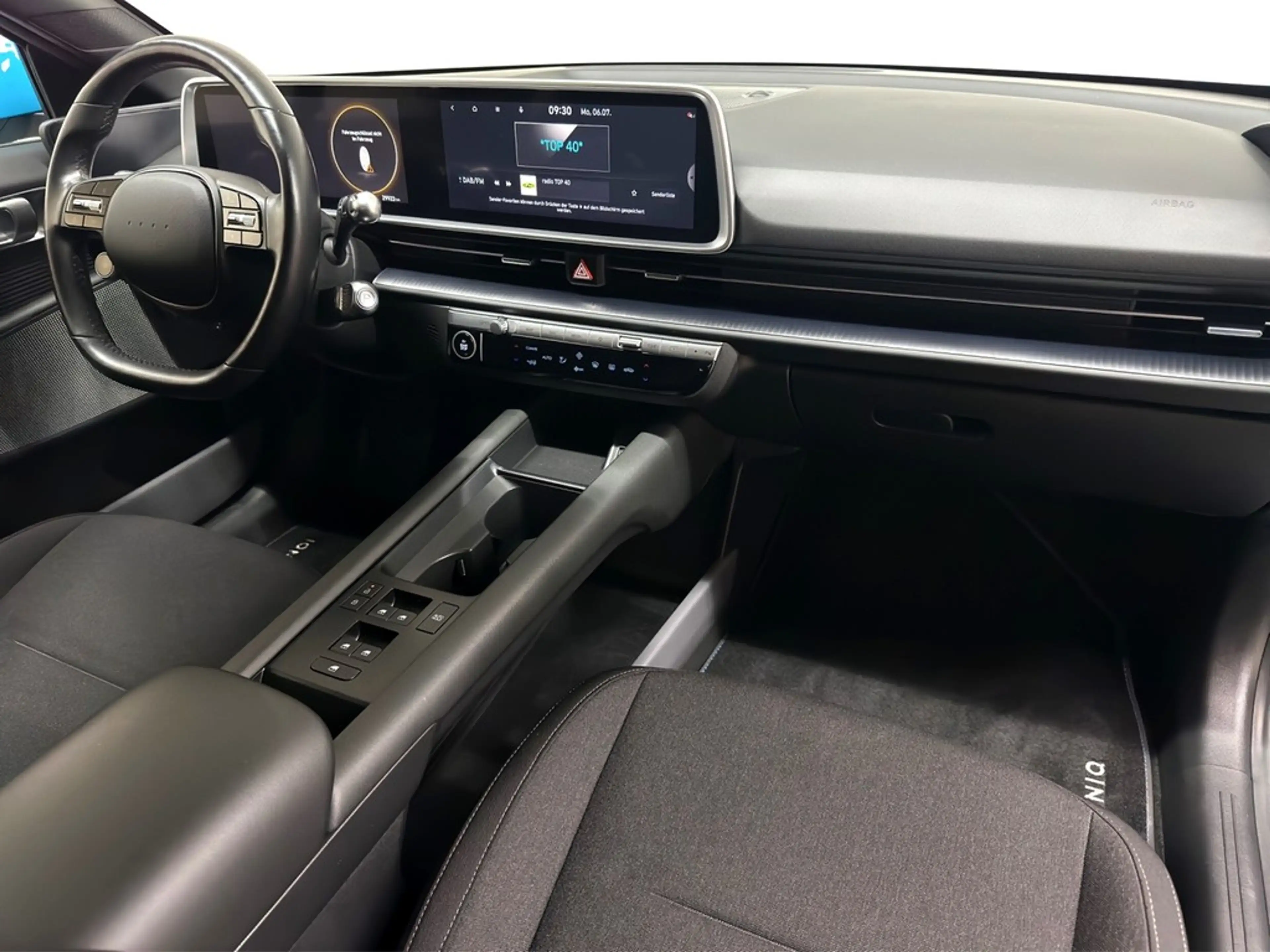Hyundai IONIQ 6 53 kwh LED*NAV*SHZ*ACC*PDC*KAMERA*EL.HECKKL*18" — photo 12