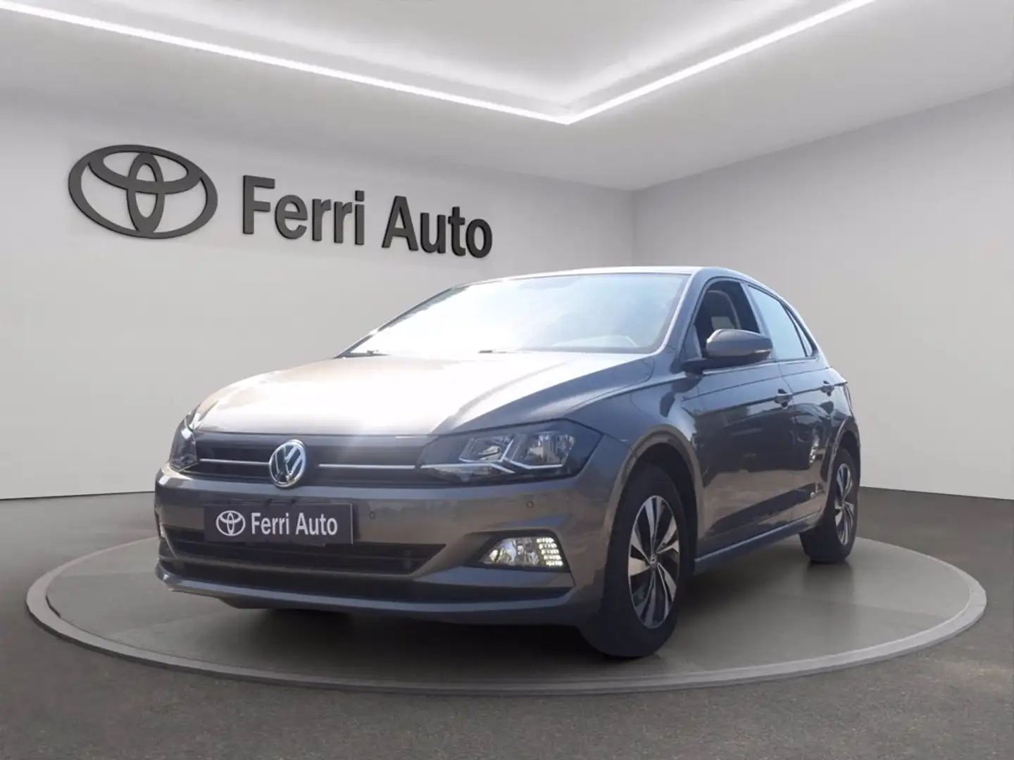 Volkswagen Polo 5p 1.0 tsi comfortline 95cv Grigio - 1