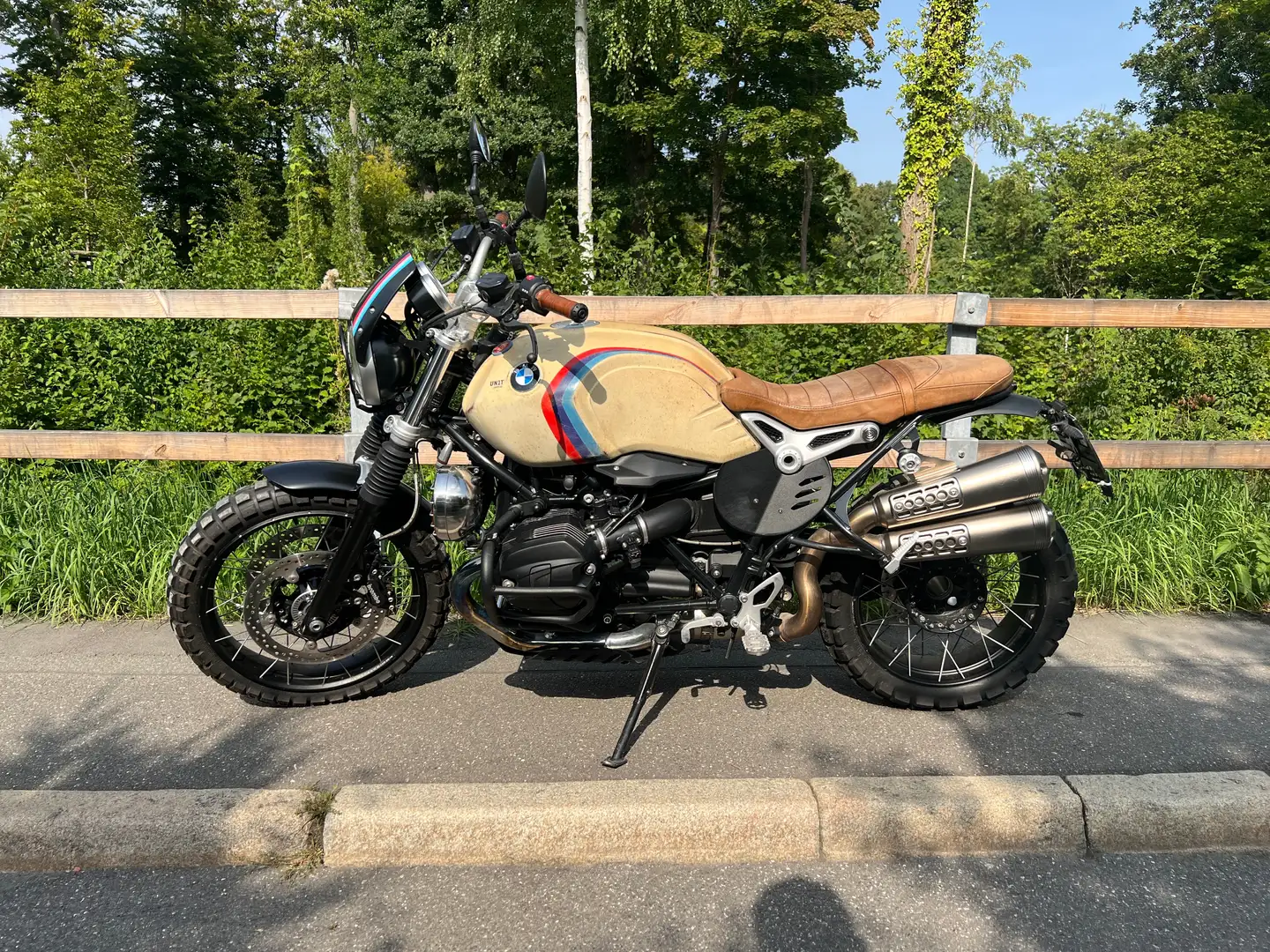 BMW R nineT Scrambler Bej - 2