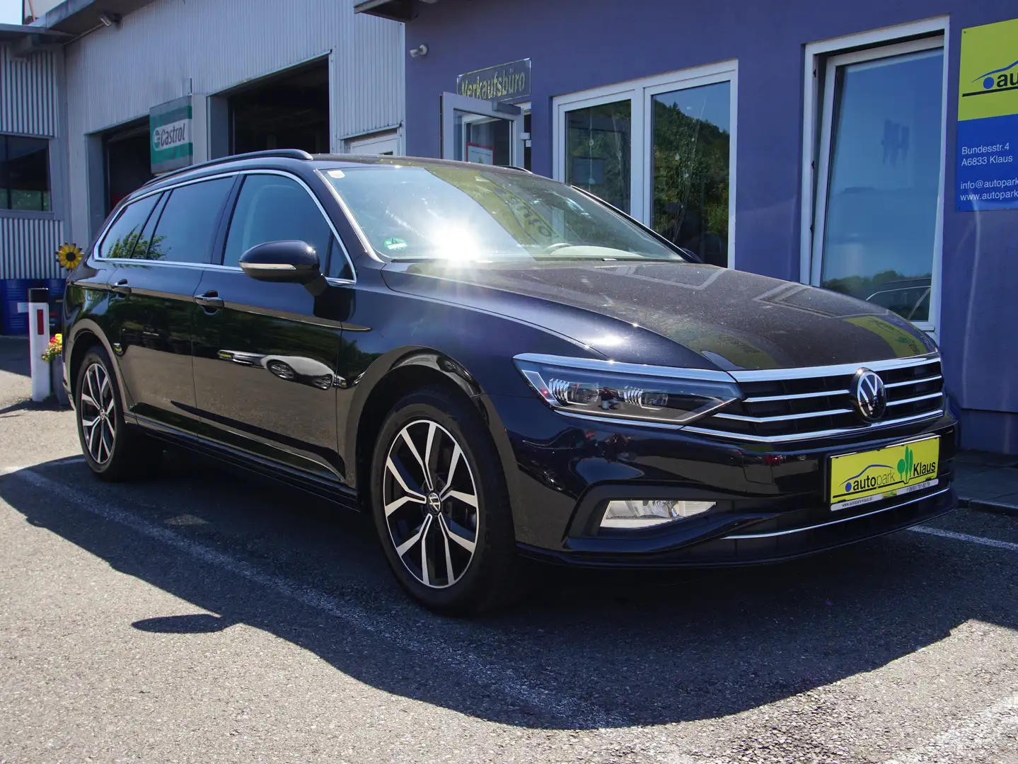Volkswagen Passat Variant Business Schwarz - 1