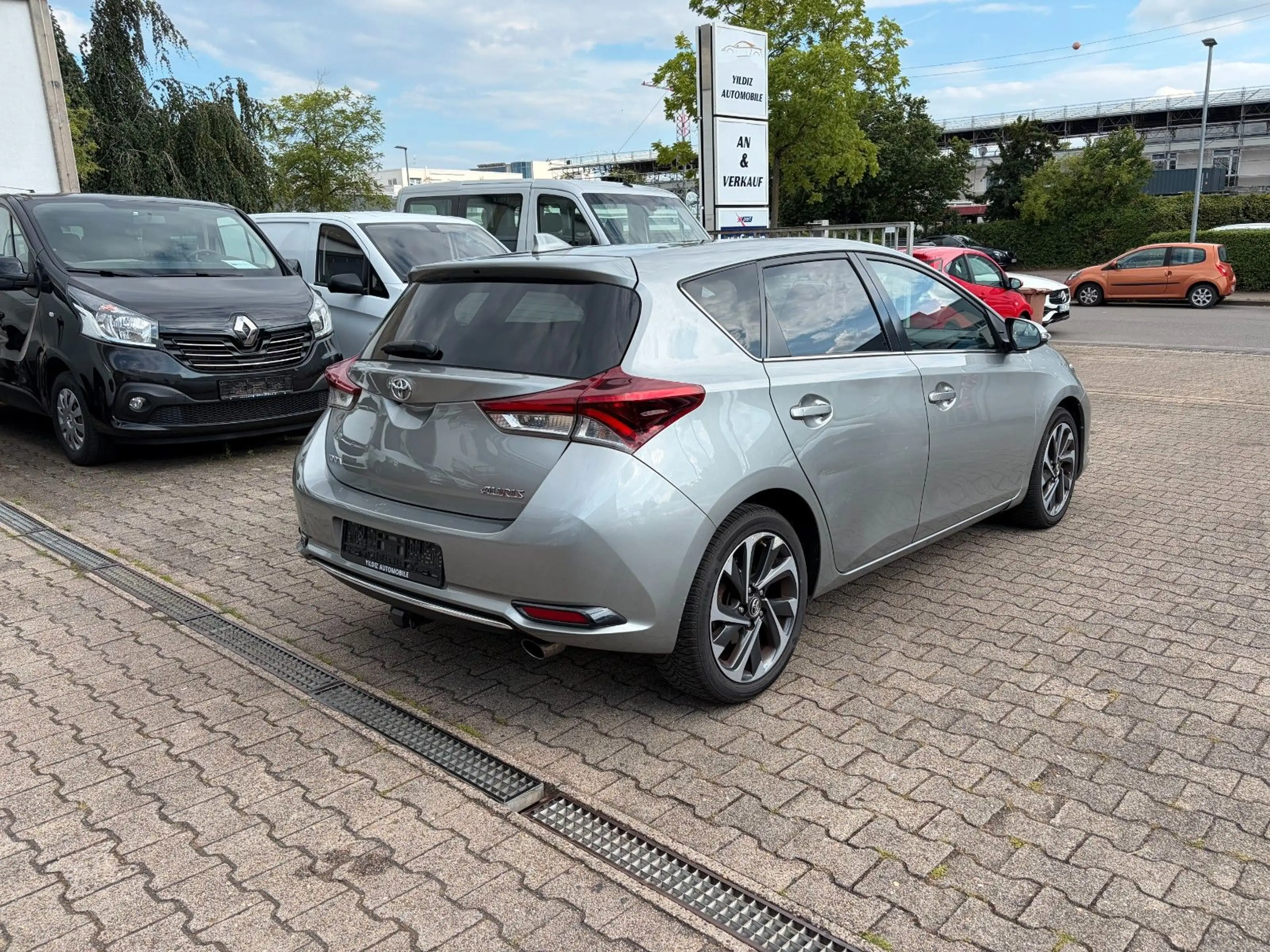 Toyota Auris Design Edition*KAMERA*HU/AU NEU* — photo 5