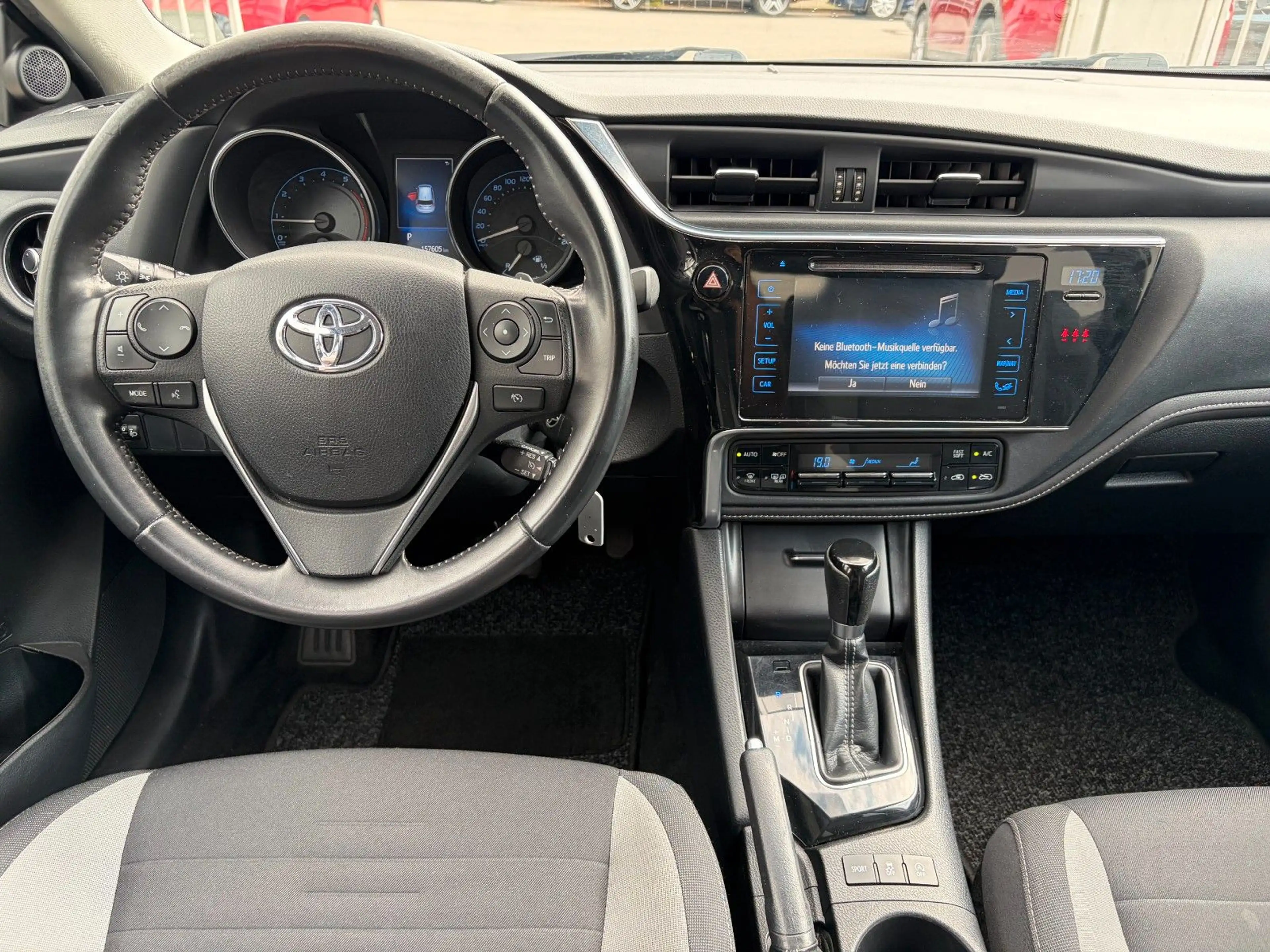 Toyota Auris Design Edition*KAMERA*HU/AU NEU* — photo 13