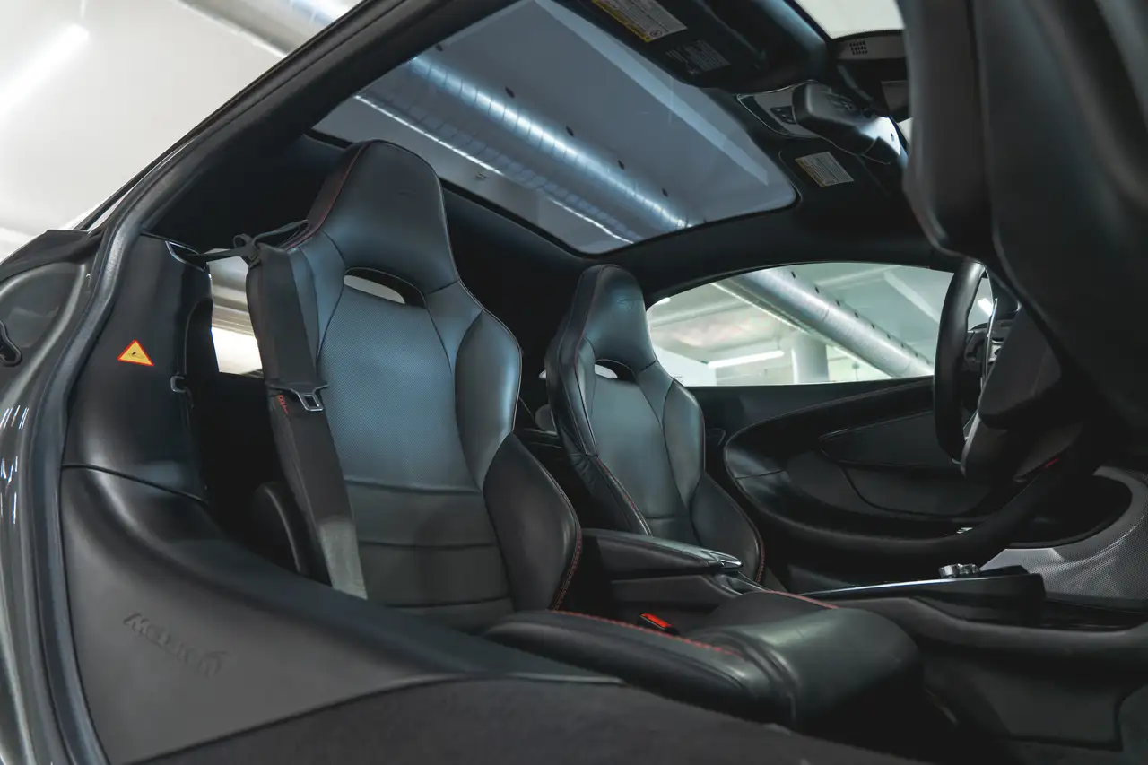 McLaren GT снимка McLaren GT