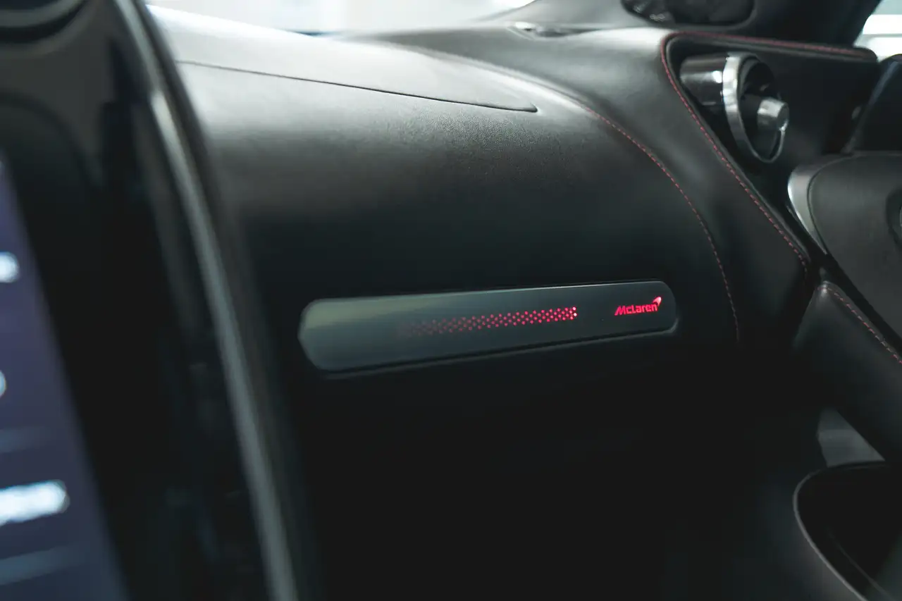 McLaren GT снимка McLaren GT