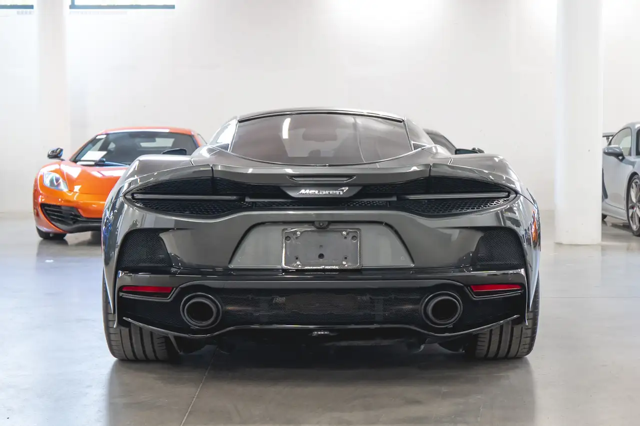 McLaren GT снимка McLaren GT