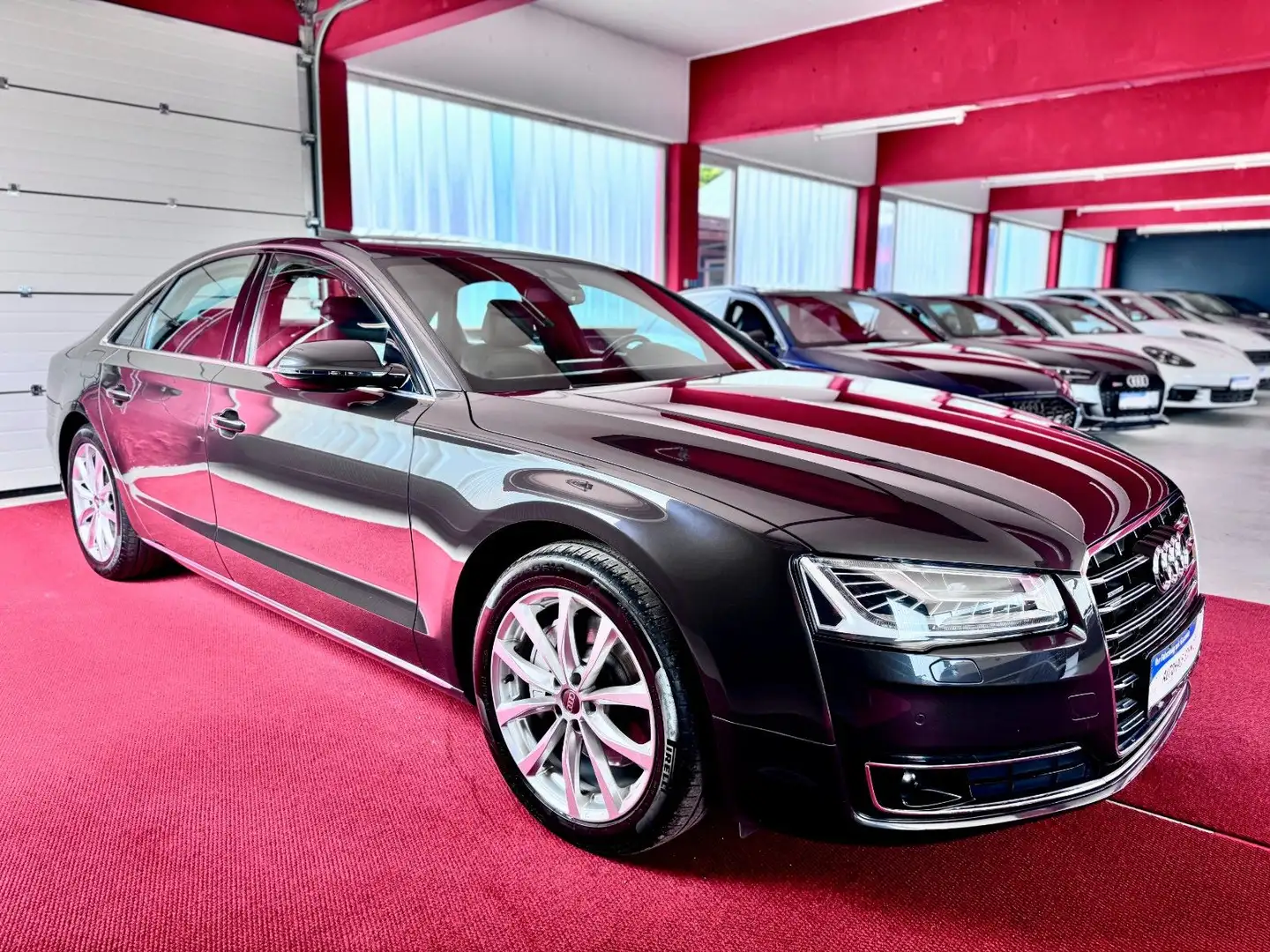Audi A8 3.0TDI quattro LED ACC Luft Komfortsitz Bose Grau - 2