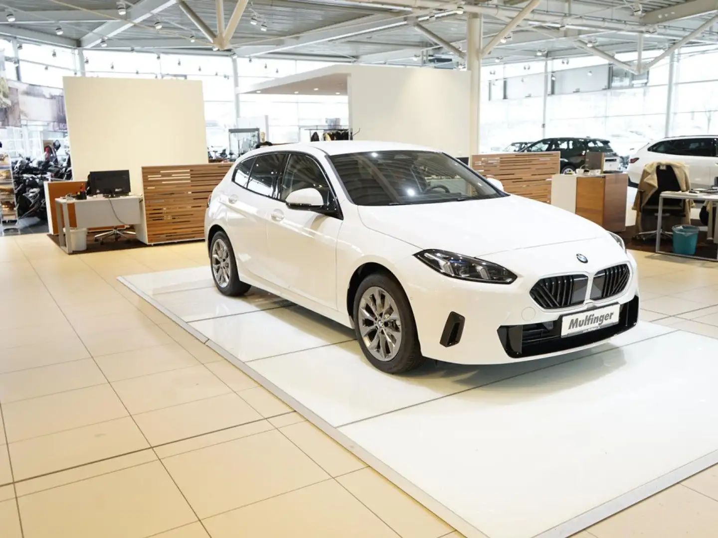 BMW 120 Navi AHK Adapt.LED SH Komfortzugang Lenkradhei White - 2