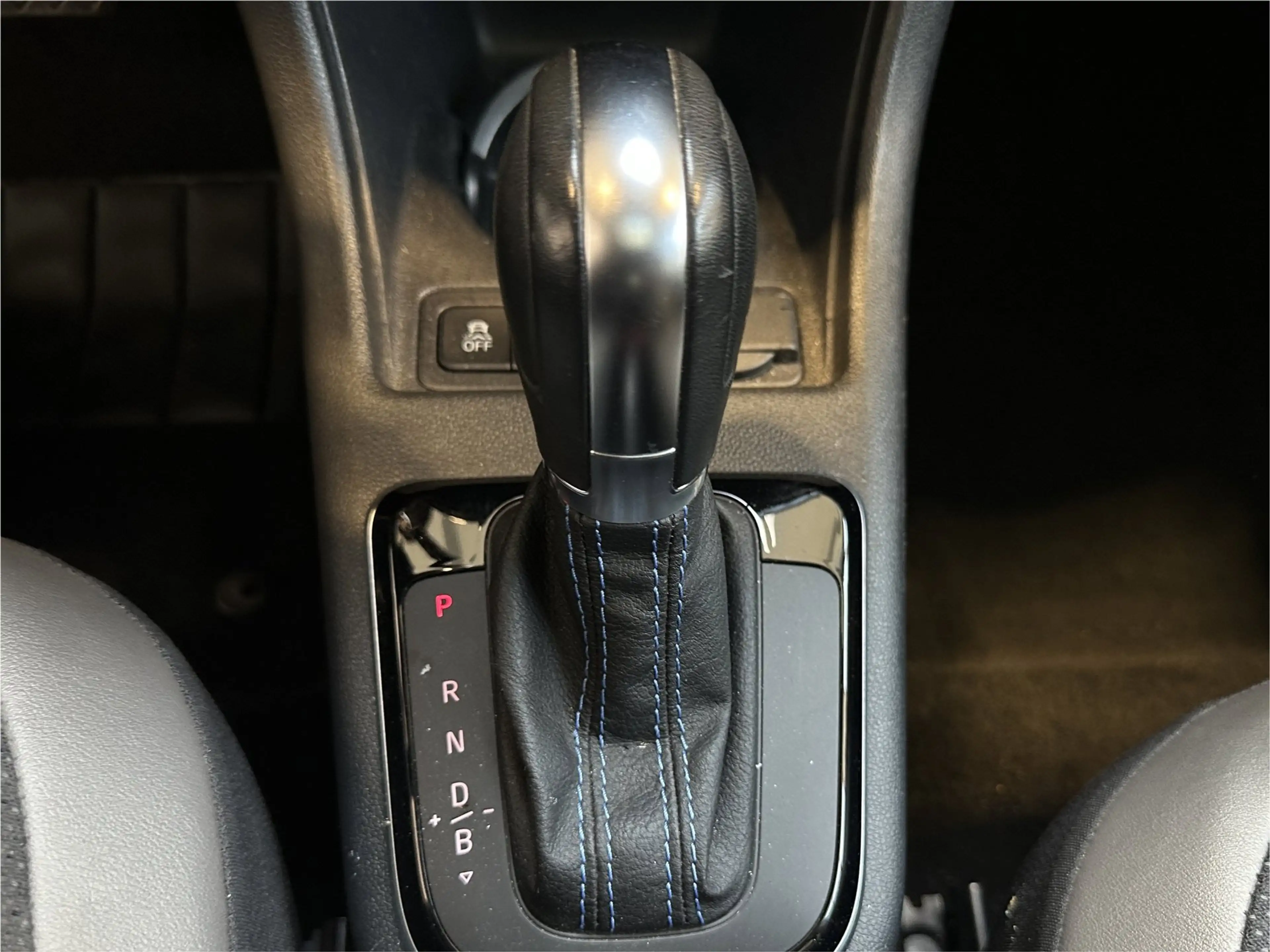 Volkswagen e-up! E-up! Automaat | NL | Camera | Panorama dak |Cruis — photo 22