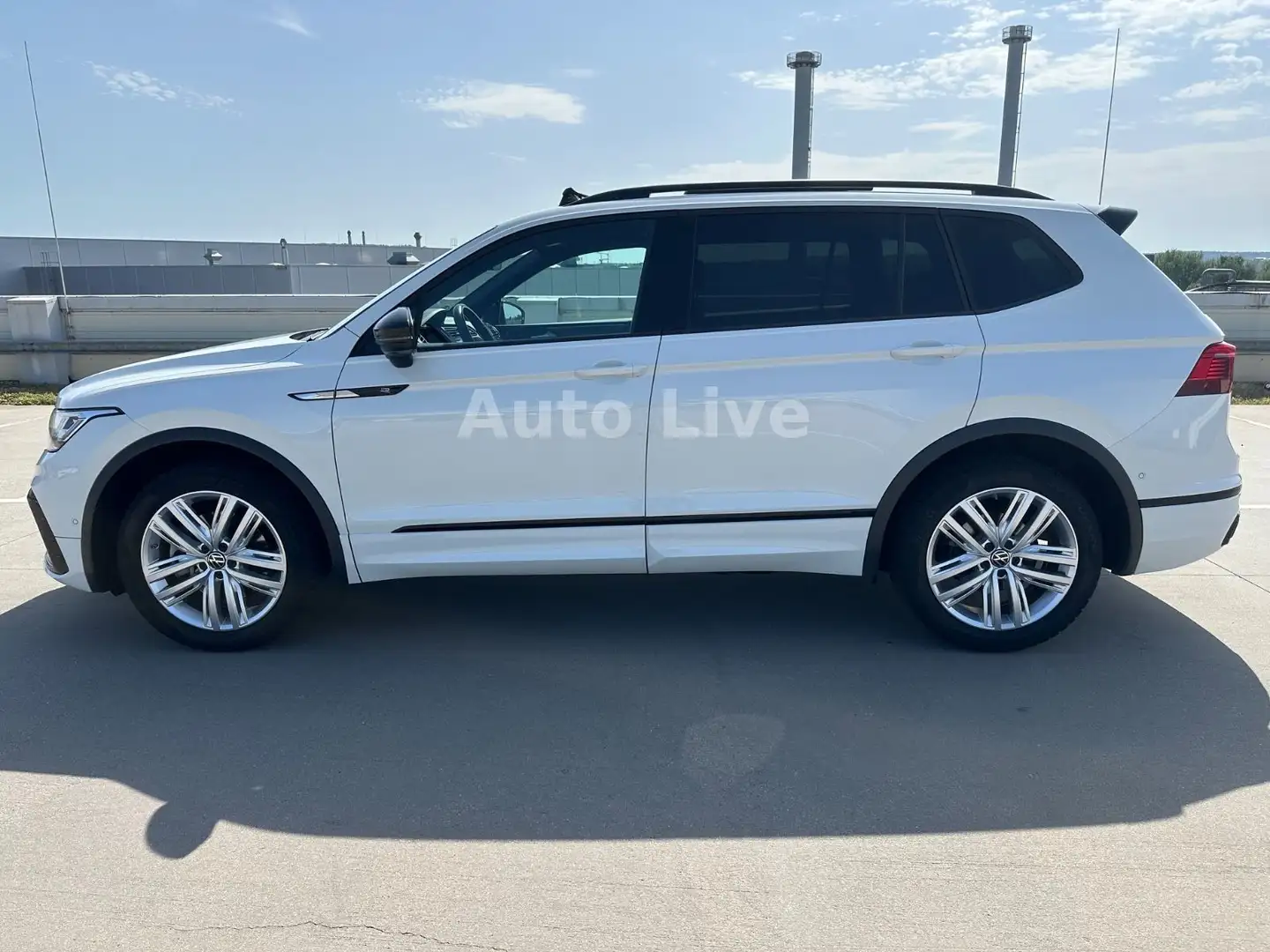 Volkswagen Tiguan Allspace 2.0 TDI DSG*4M*R LINE*BlackS*VOL Weiß - 2