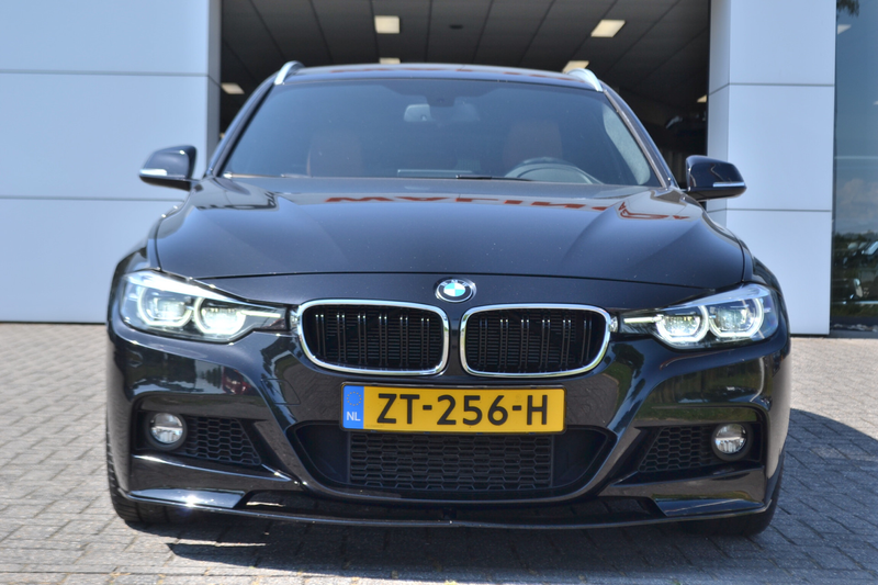 BMW 318 3-serie Touring 318i M Sport Leer | Navigatie | Tr — photo 3