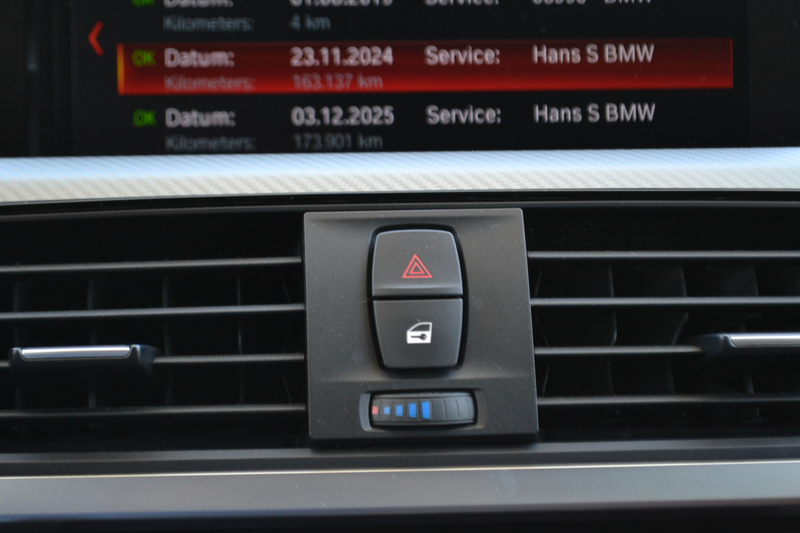 BMW 318 3-serie Touring 318i M Sport Leer | Navigatie | Tr — photo 28