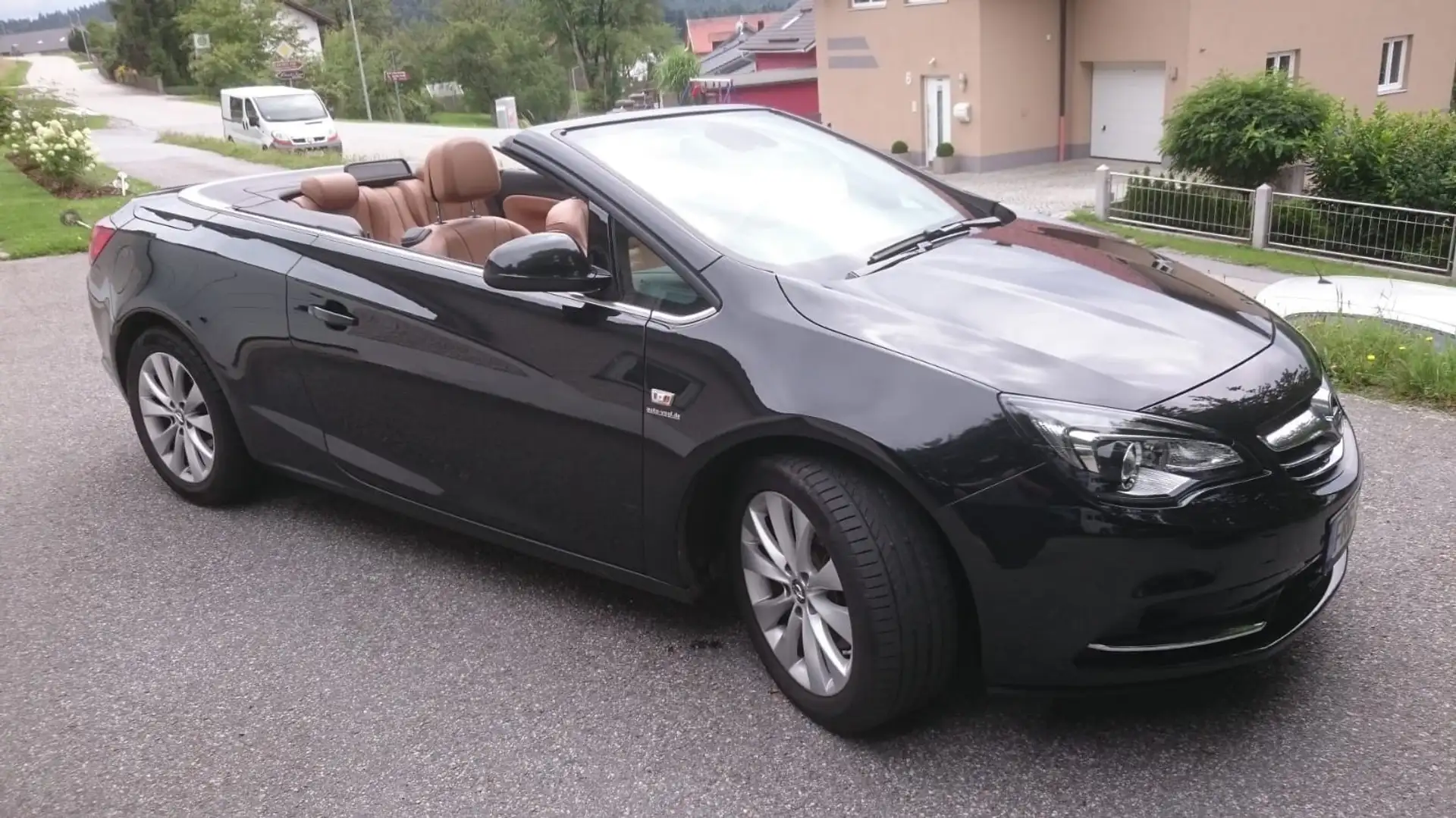 Opel Cascada Innovation ecoFlex Schwarz - 1