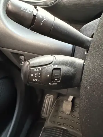 Citroen C3 Picasso view 10