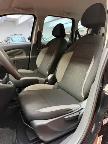 Citroen C3 Picasso view 5