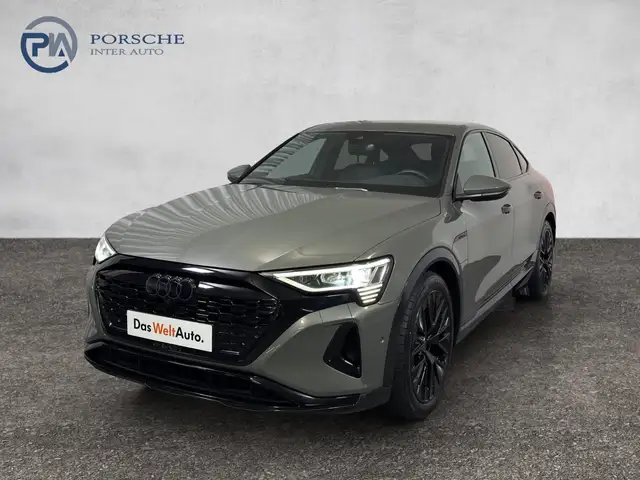 Audi Q8 50 e-tron quattro business