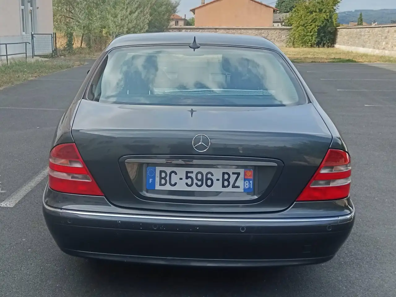 Mercedes-Benz 320 E A, foto 4