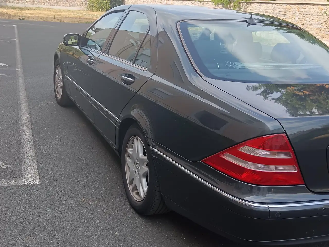 Mercedes-Benz 320 E A, foto 2