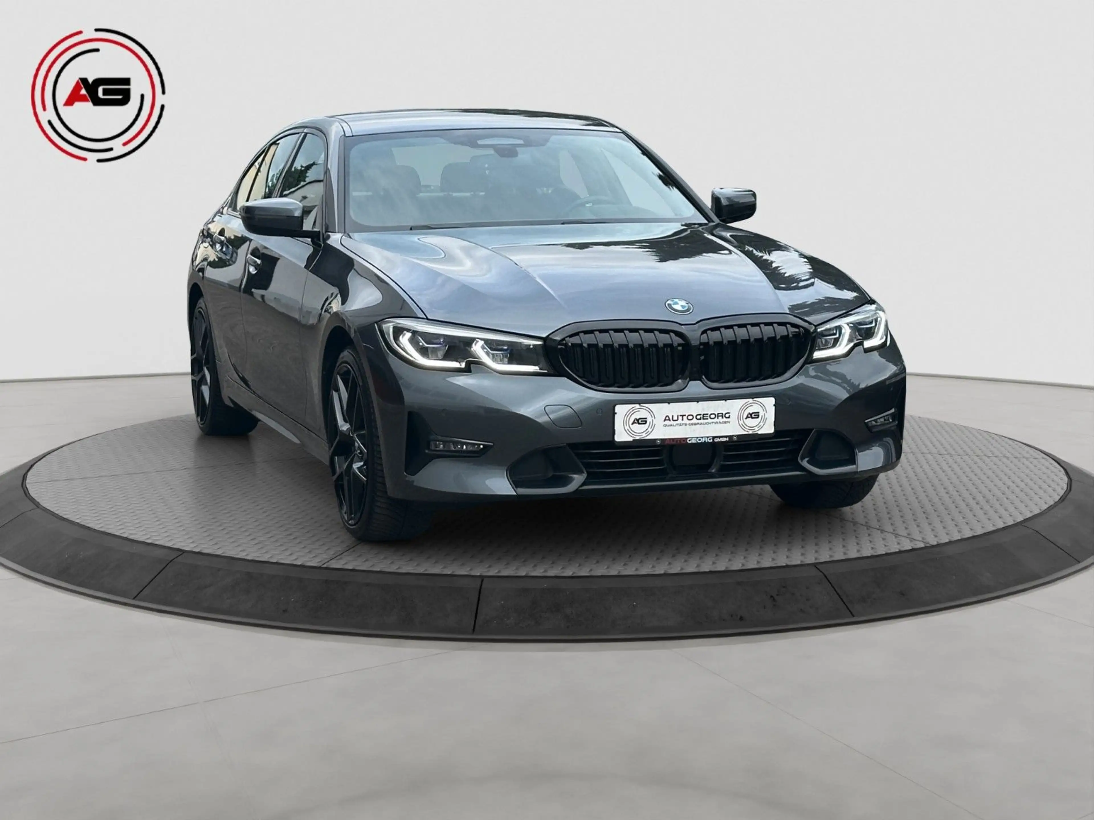 BMW 330 e Sport Line LC.PRO ACC LASER H/K HUD KAMERA — photo 3