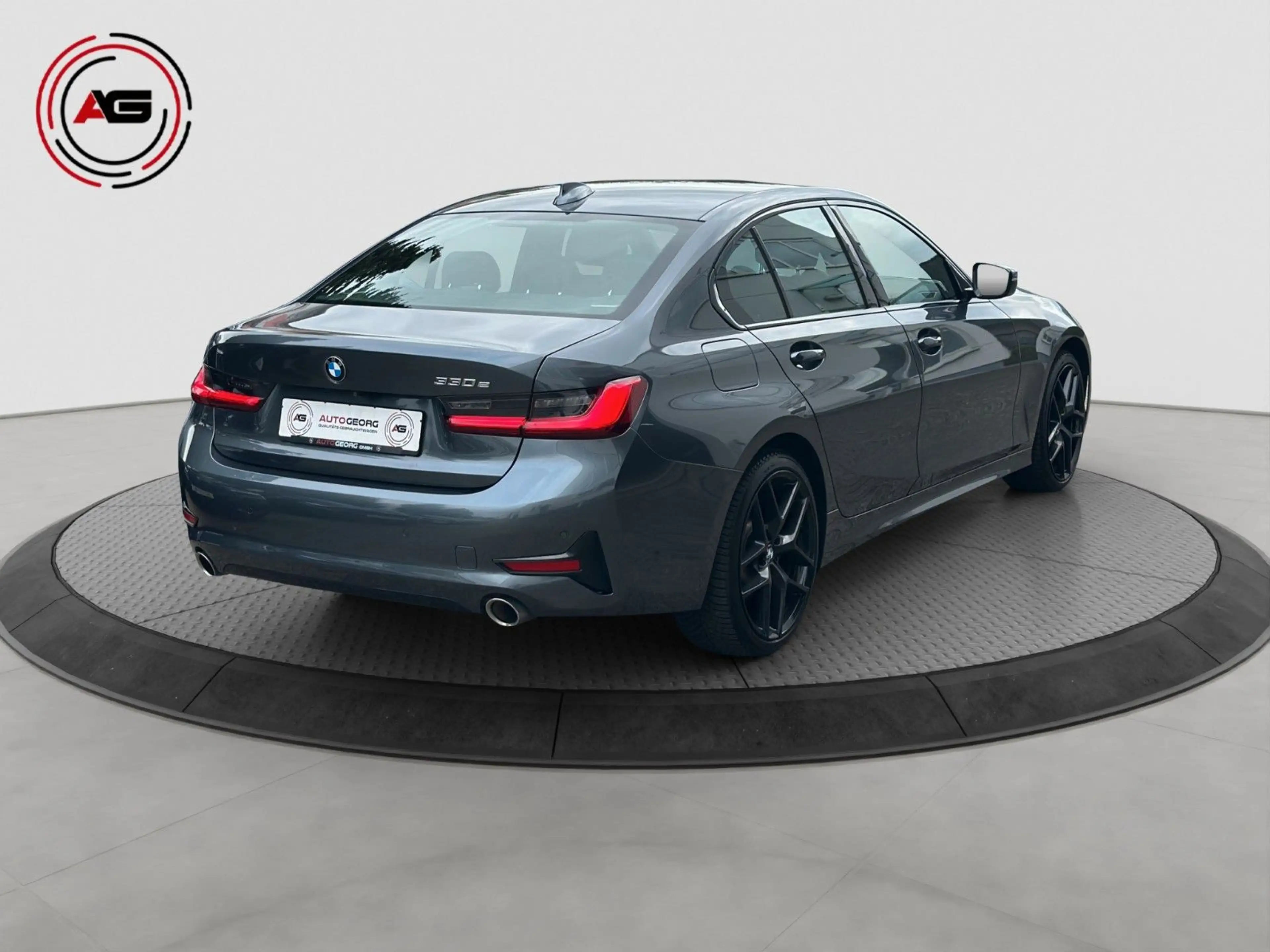 BMW 330 e Sport Line LC.PRO ACC LASER H/K HUD KAMERA — photo 5