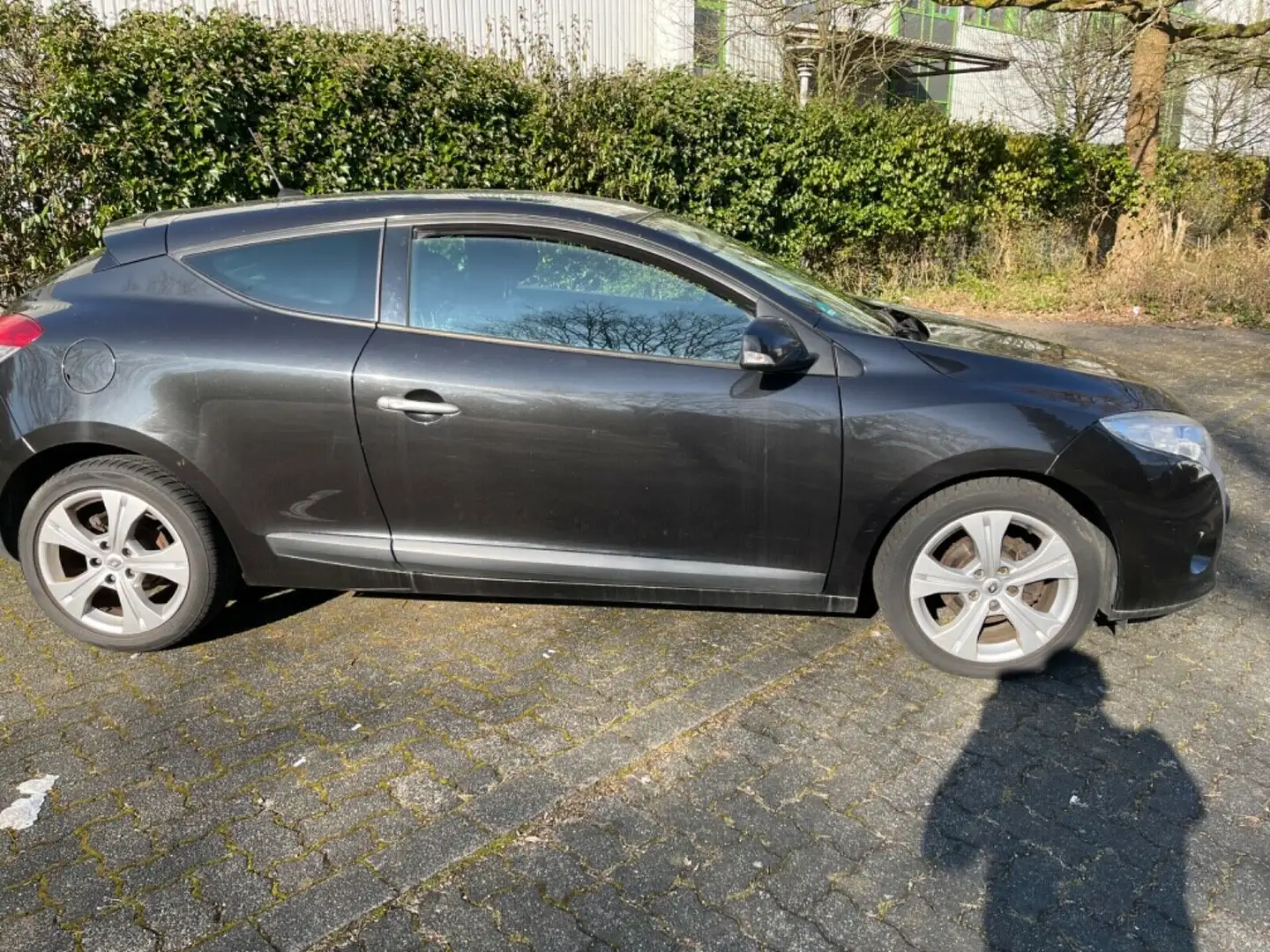 Renault Megane III Coupe Night & Day NAVI LEDER TÜV NEU Schwarz - 2