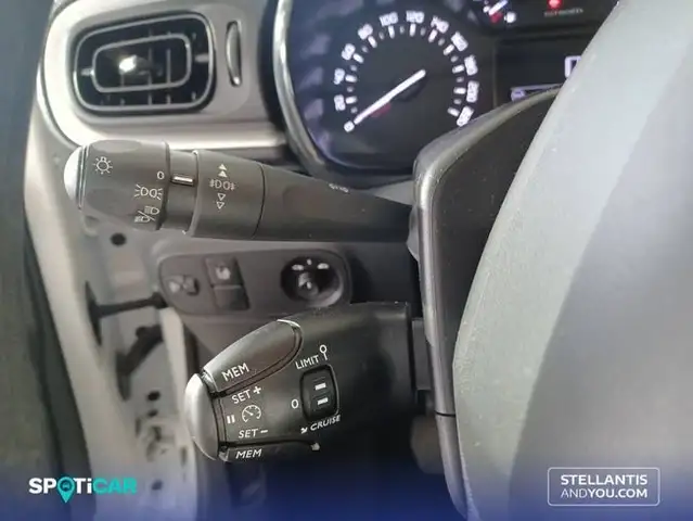 Citroen C3 view 13