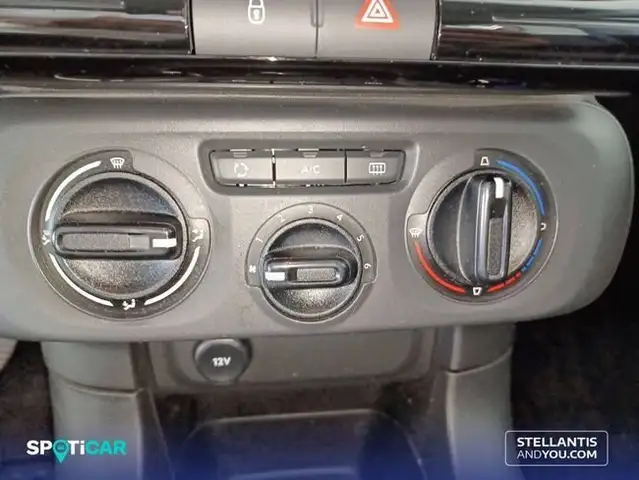 Citroen C3 view 15
