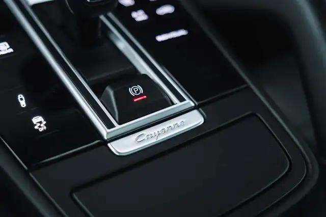 Porsche Cayenne Coupe E-Hybrid PHEV 17,9 kWh Aut./LED/AHK/LUFT/... Ansicht 36