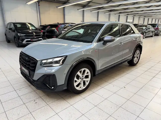 Audi Q2 view 3