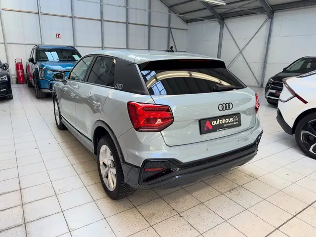 Audi Q2 view 4