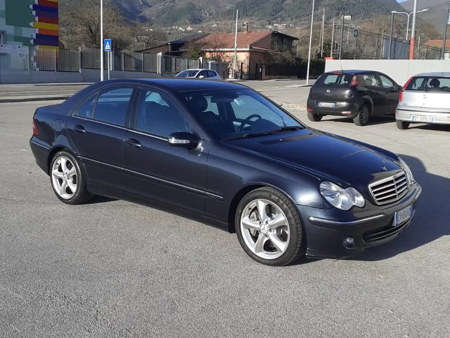 Mercedes-Benz C 220 Classe C - W203 2004 Berlina cdi Avantgarde Blu/Azzurro - 1