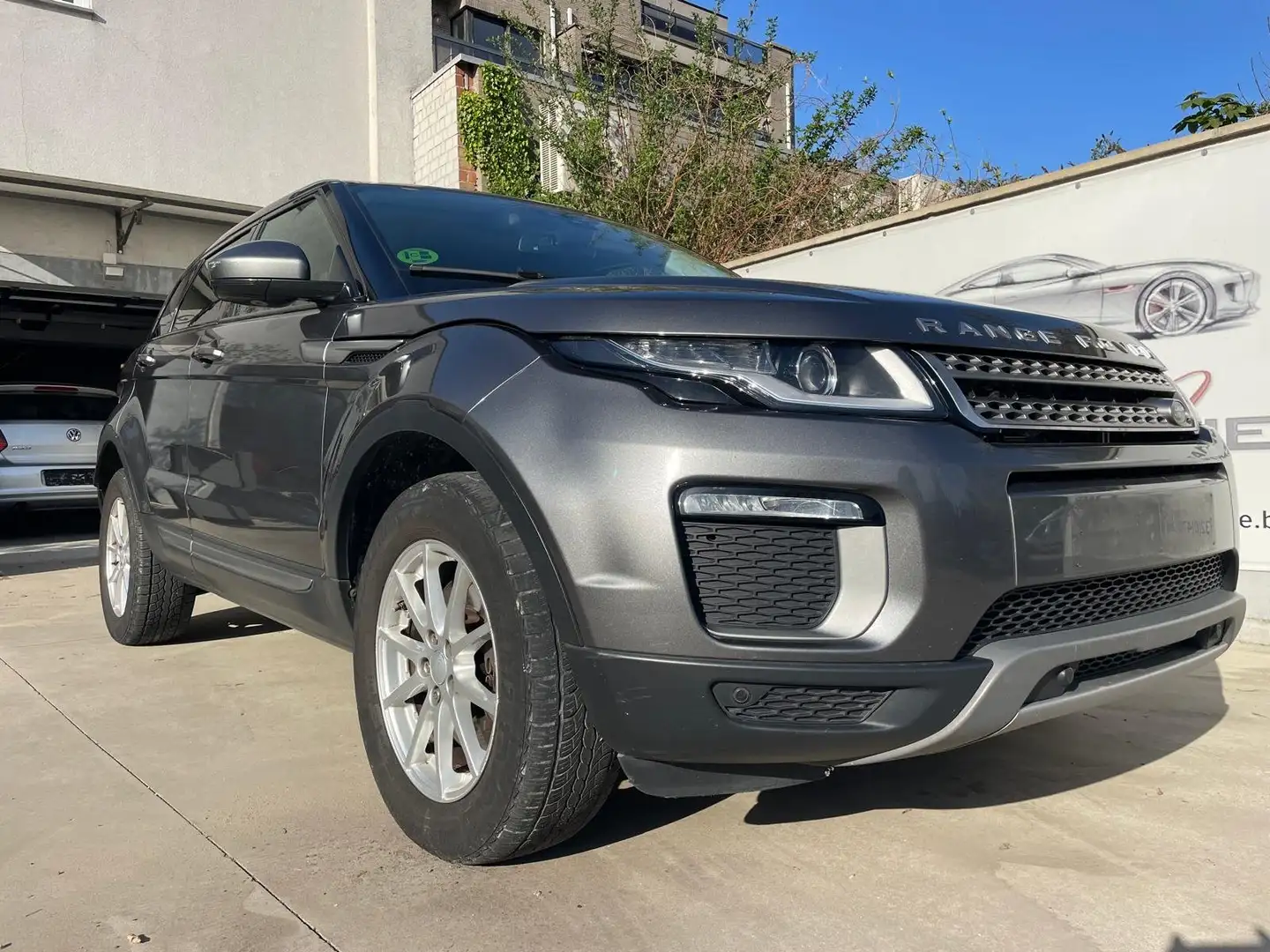 Land Rover Range Rover Evoque 2.0 TD4 4WD  Dynamic 11990 Ttc Marchand Ou Export Grijs - 1