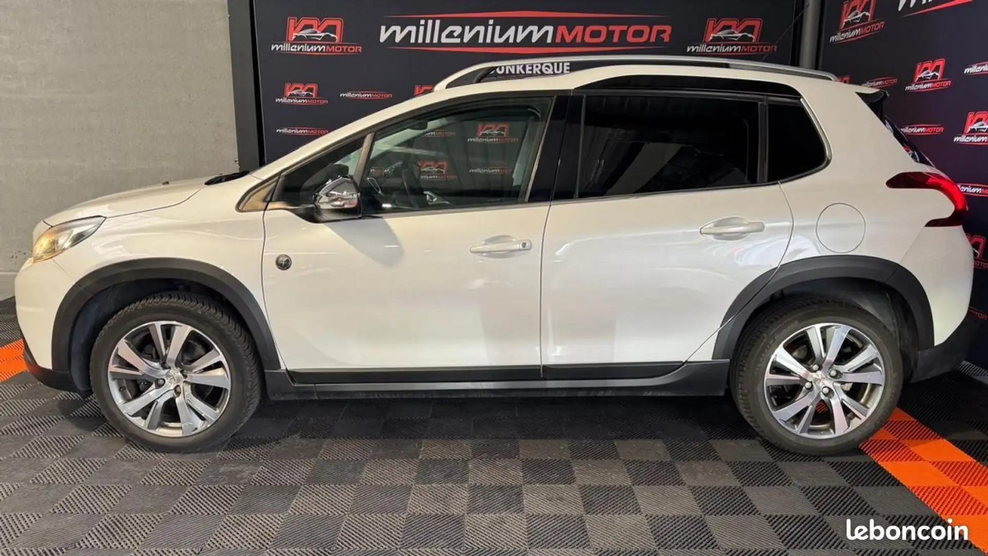 Peugeot 2008 crossway 1.2 puretech 110 cv grantie 6 mois Blanc - 2