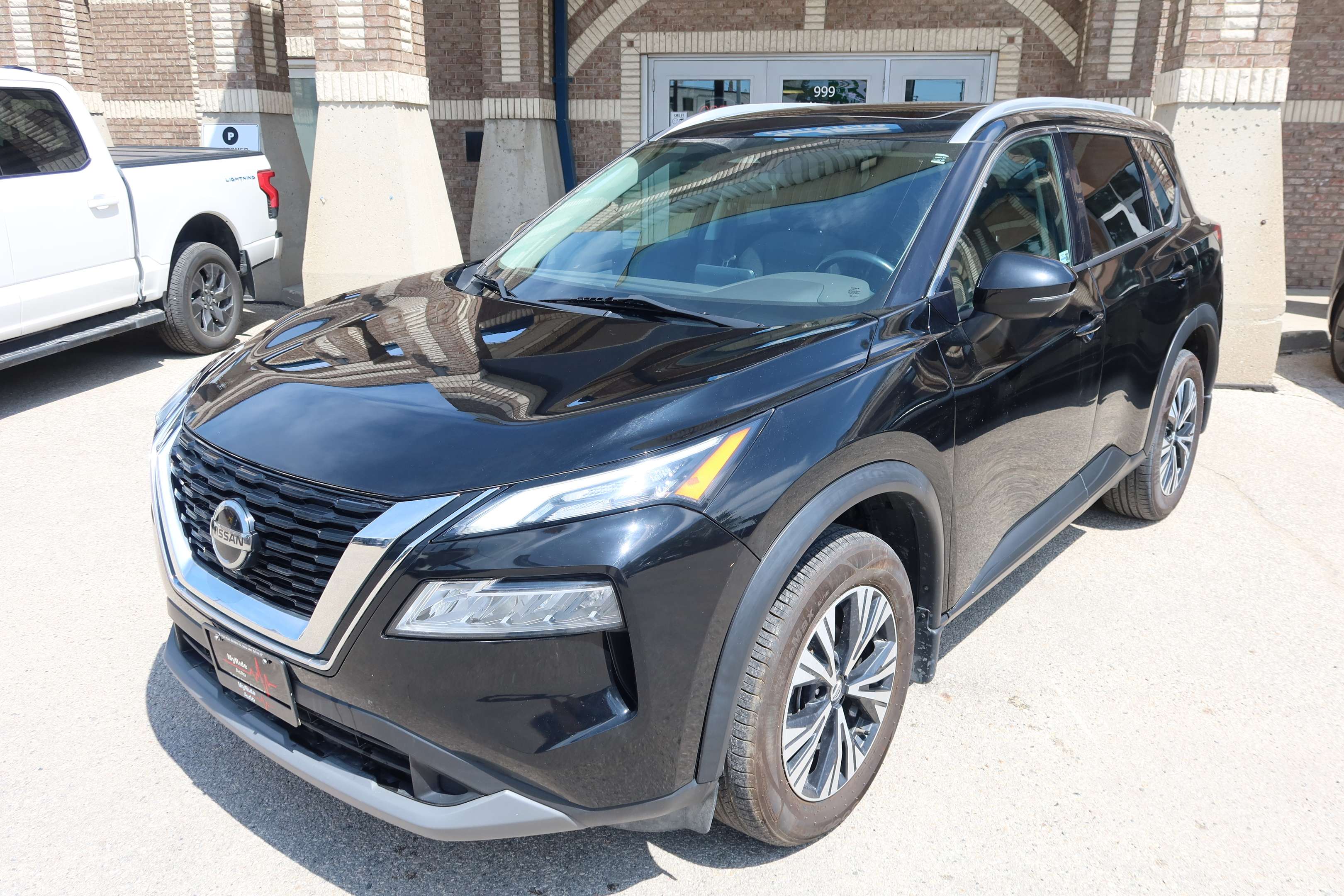 2021 Nissan Rogue AWD Sv/JUST REDUCED TO CLEAR!!! — снимка 1