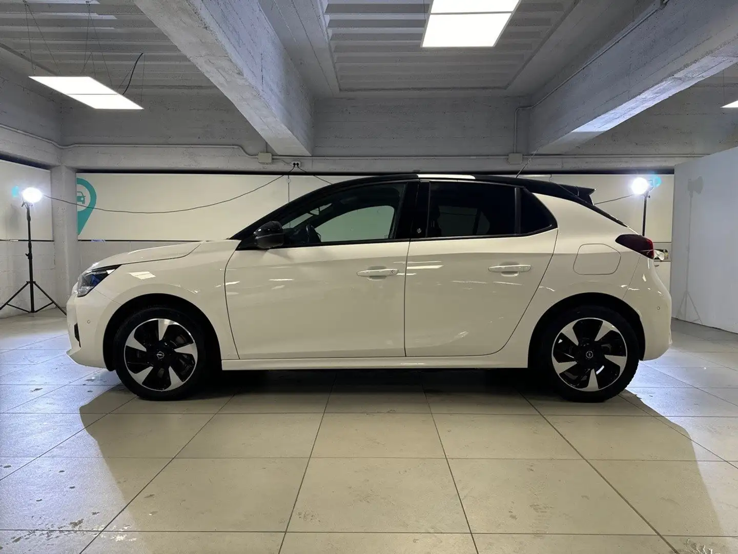 Opel Corsa 100 Kw e Gs Line Blanc - 2