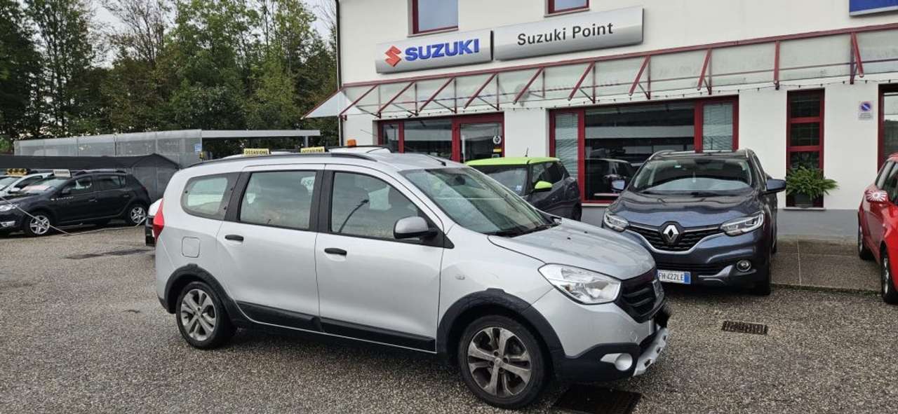 Dacia Lodgy Stepway 1.5 dCi 110CV 7 posti GANCIO TRAINO