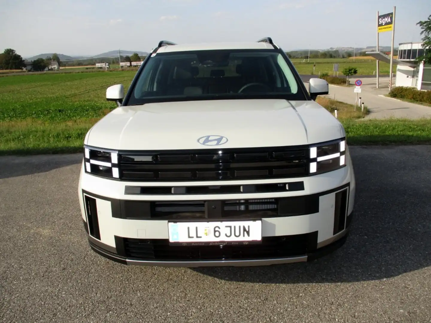 Hyundai SANTA FE (MX5) Prestige Line 1.6 T-GDI PHEV 4WD s5pp0-O3 Grau - 2