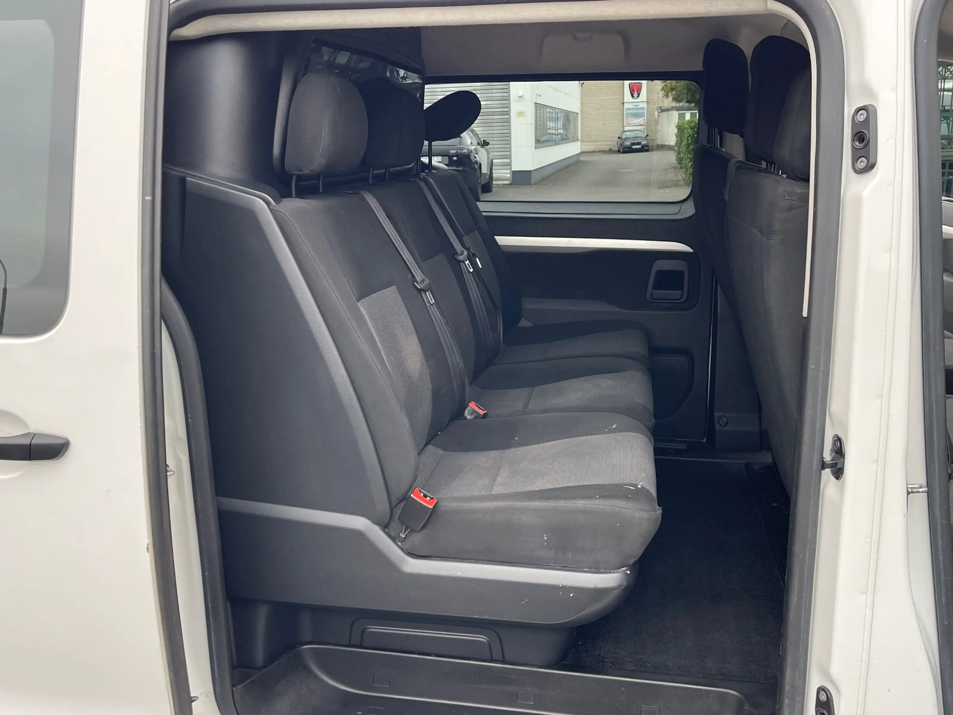 Citroen Jumpy Kasten Club M Doppelkabine — photo 15
