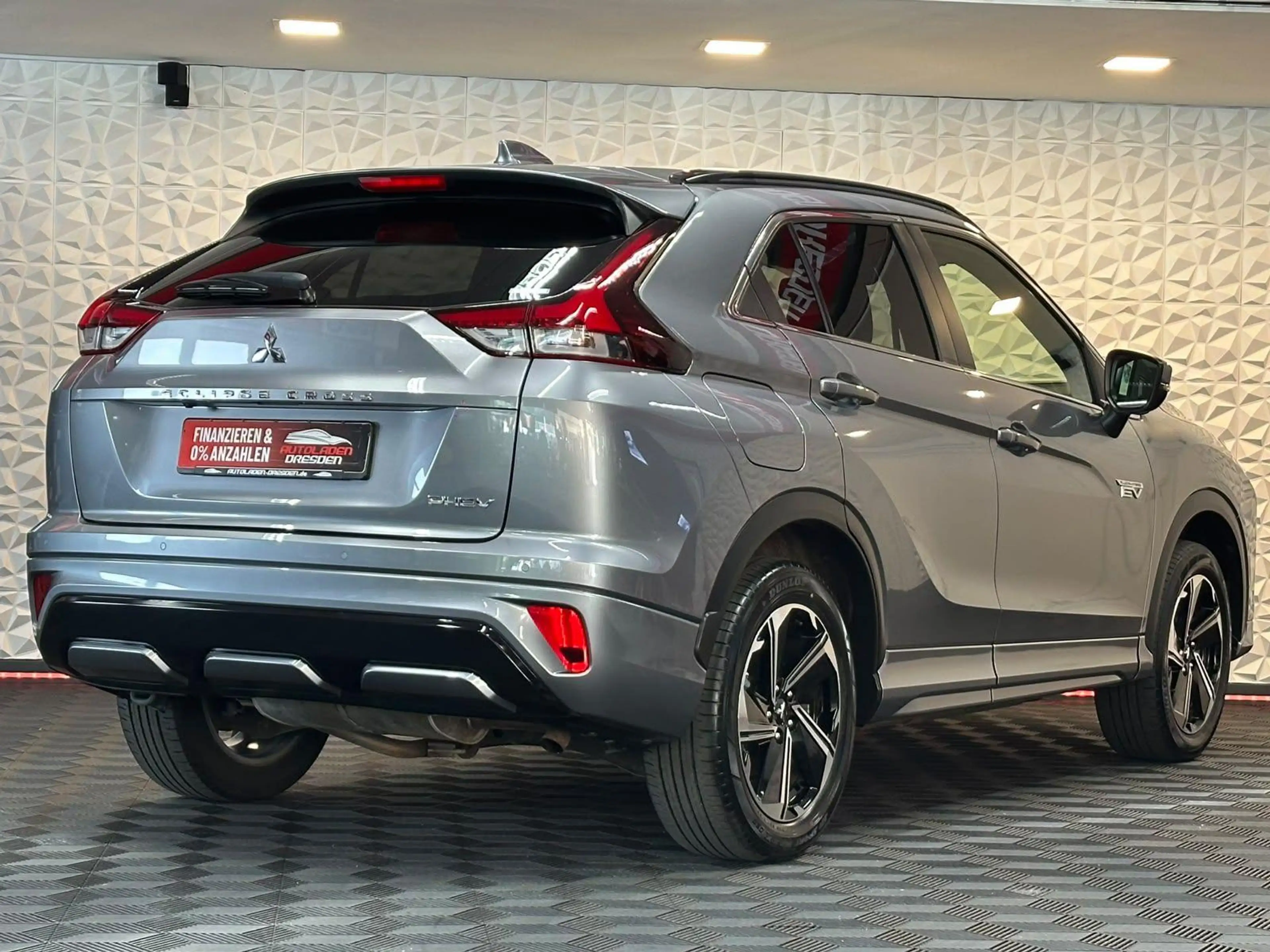 Mitsubishi Eclipse Cross Hybrid 4WD ACC#SPUR#KEYL#LED#SHZ — photo 8