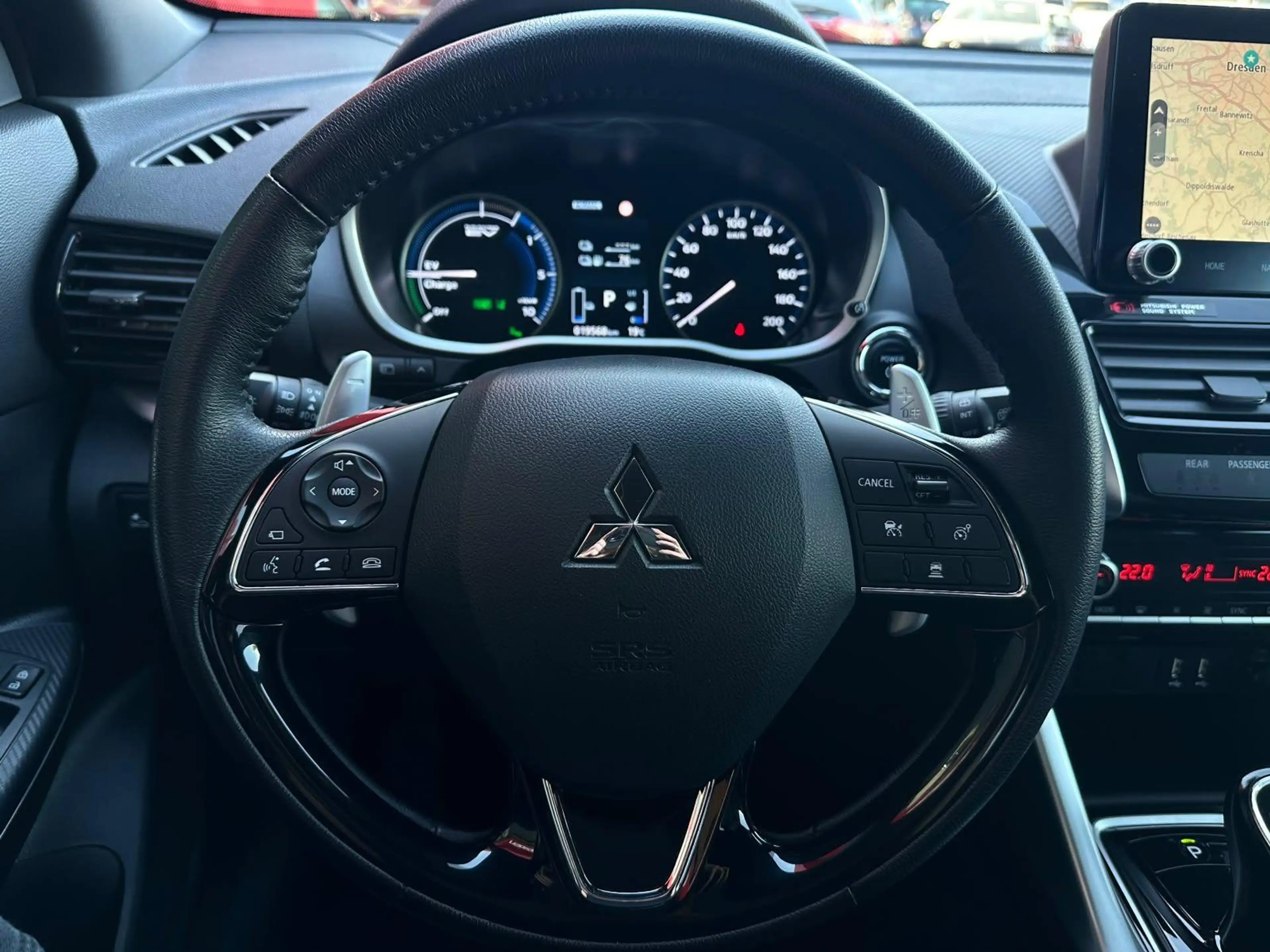 Mitsubishi Eclipse Cross Hybrid 4WD ACC#SPUR#KEYL#LED#SHZ — photo 15