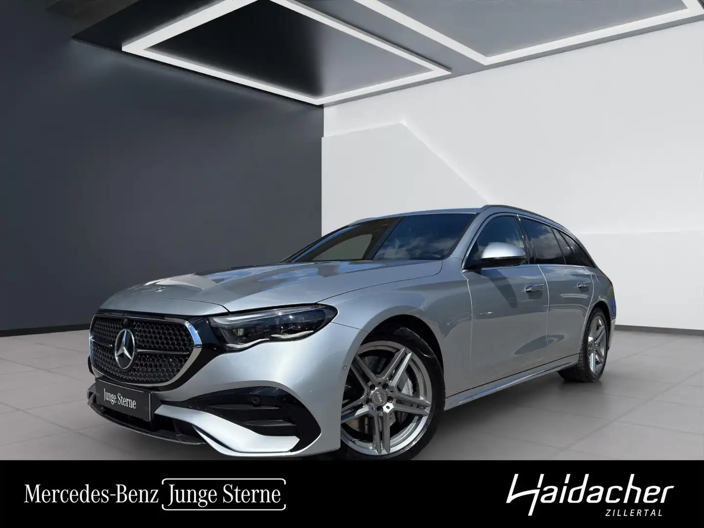 Mercedes-Benz E 300 de 4MATIC T-Modell mit EQ Hybrid Technologie Silber - 1