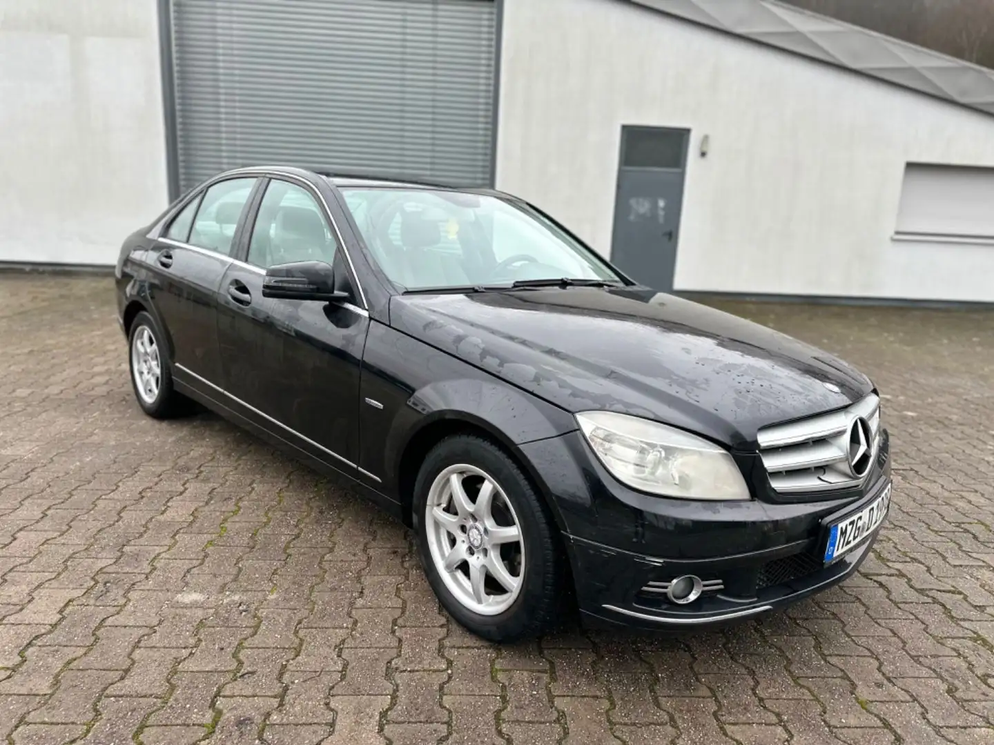 Mercedes-Benz C 200 CGI Limousine BE *SHZ*Tempomat*Schiebedach Schwarz - 2